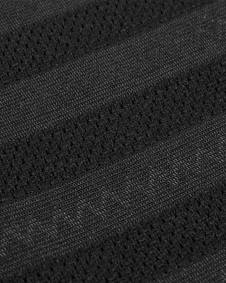 Culotte gainante en dentelle et tulle taille haute