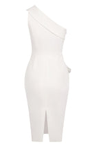 Robe Midi Blanche à Volants et Épaules Dénudées