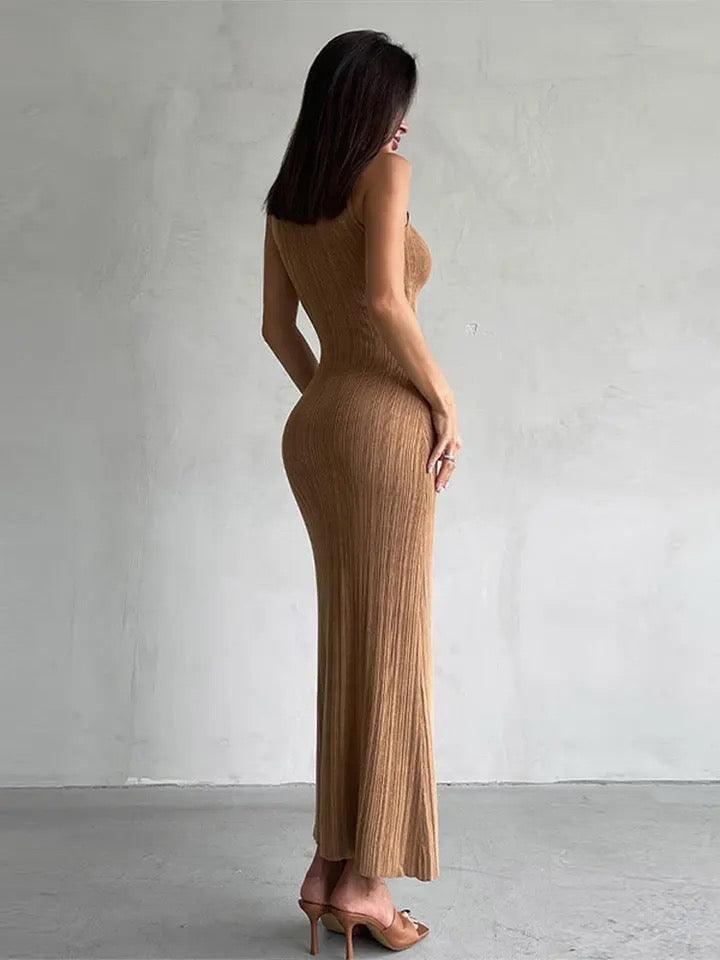 Robe midi sans manches en maille côtelée douce pour femme