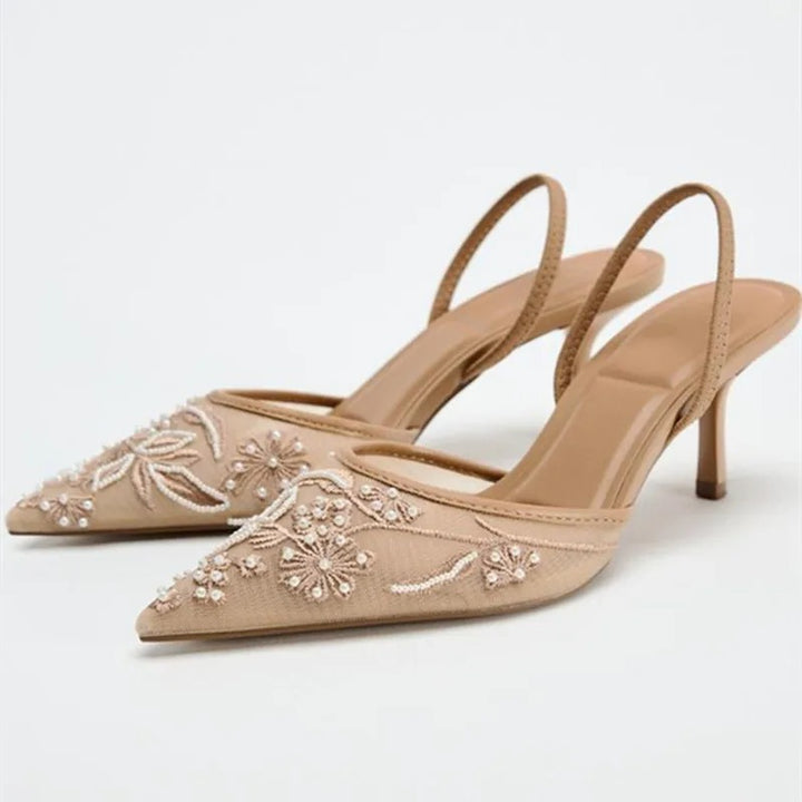 Isabelle Moreau® | Bestickte Slingback-Heels mit floralen Details