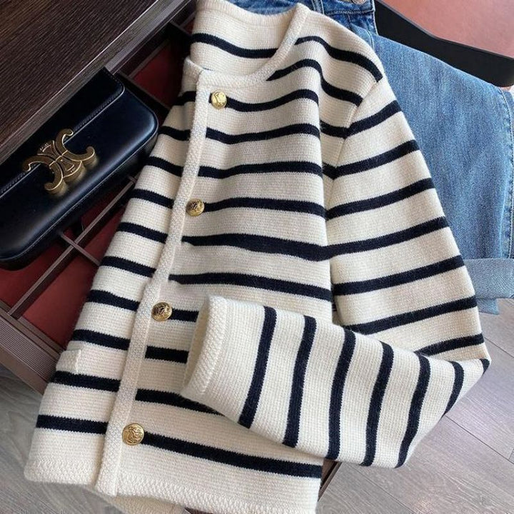 Pull en tricot rayé confortable pour les superpositions d'automne