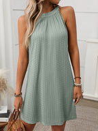Sophie Paris | Robe Mini Texturée à Col Grec avec Coupe Élégante