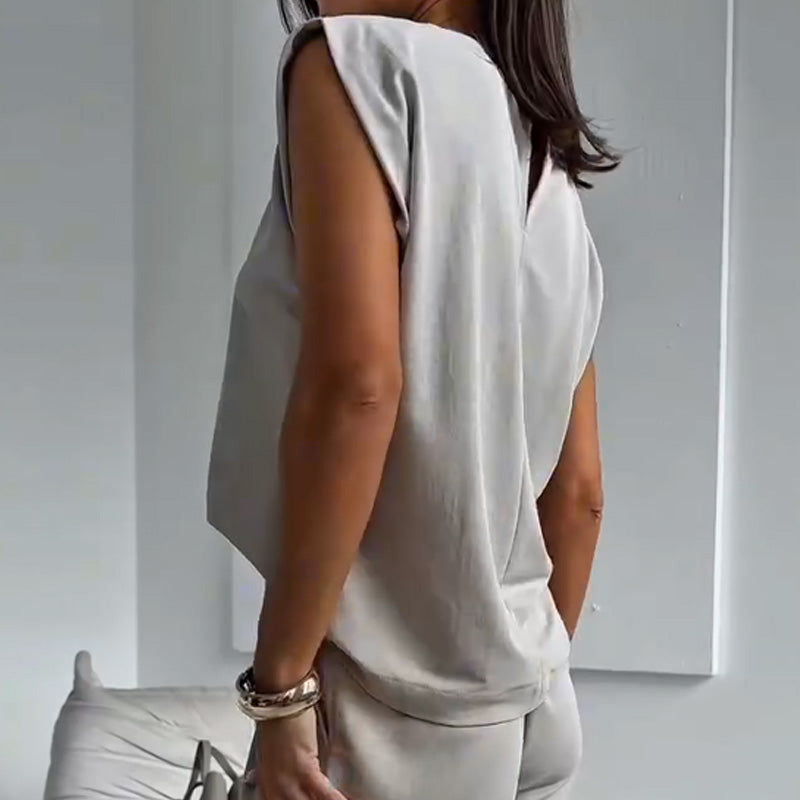 Ensemble décontracté chic deux pièces : t-shirt et pantalon à jambes larges
