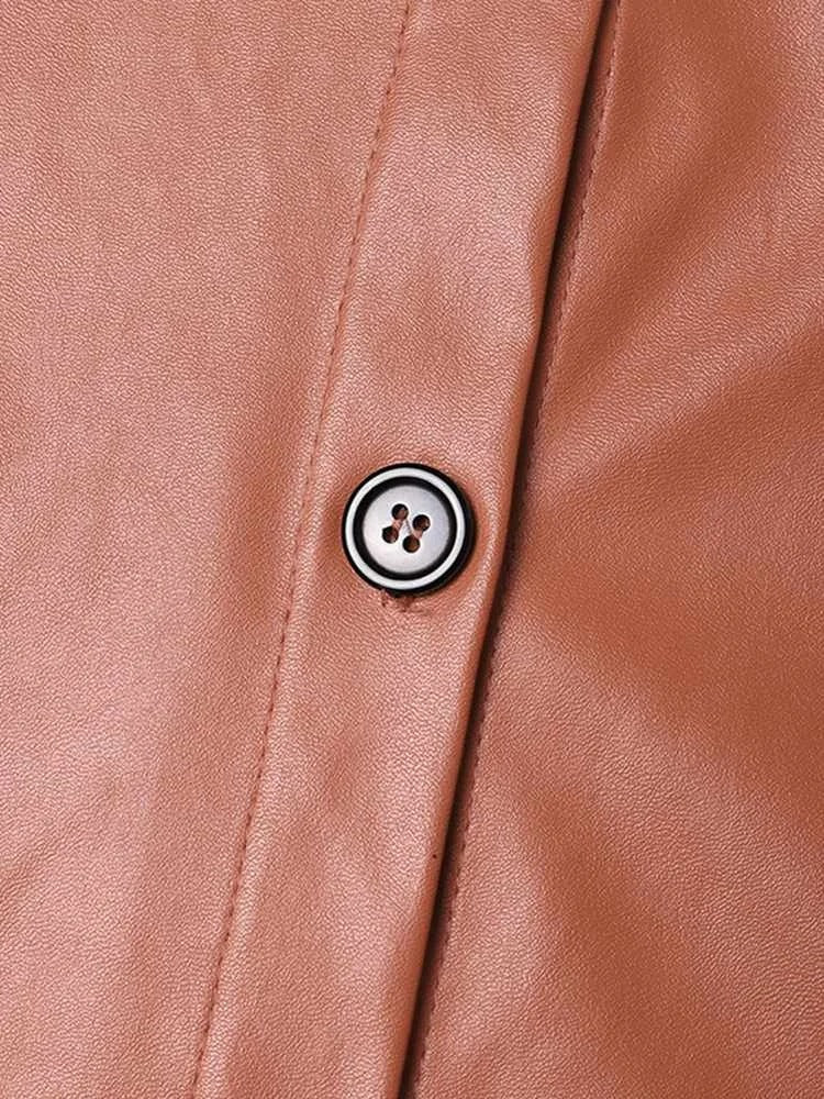 Veste aviateur vintage en cuir avec col à revers et fermeture à boutons