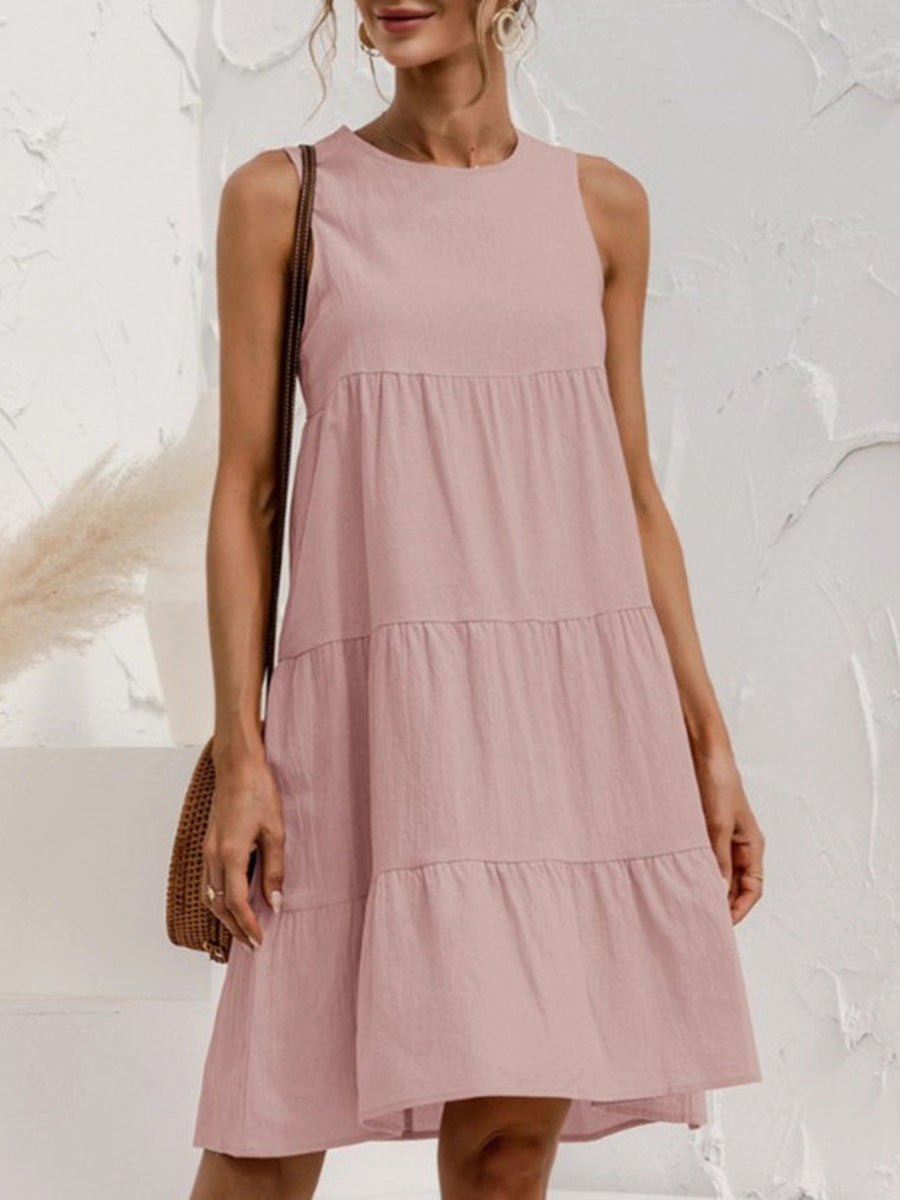 Robe courte trapèze plissée en couleur unie, vue de dos