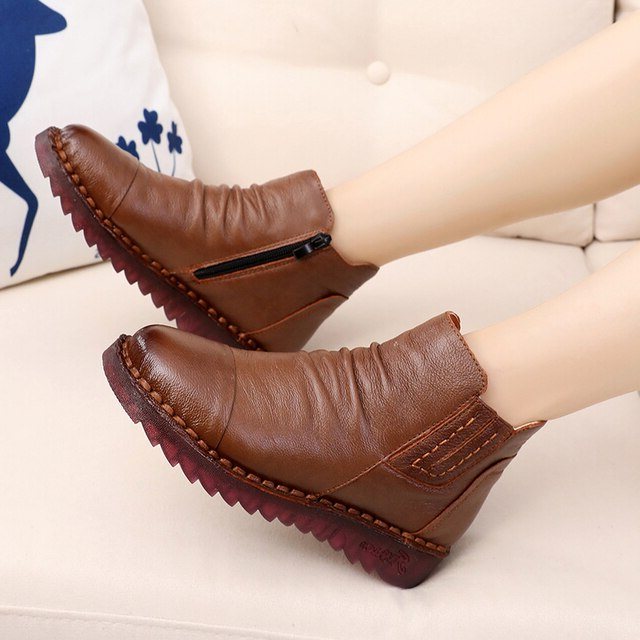 Bottes classiques pour femmes à la cheville