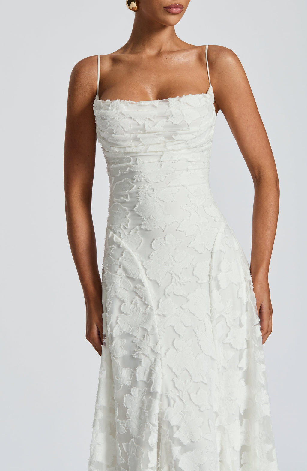 Robe Maxi Louise sans manches avec silhouette fluide