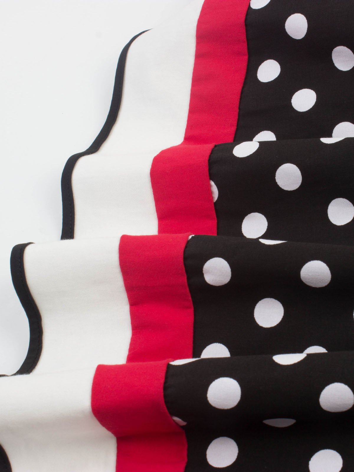 Robe vintage des années 50 à pois avec ceinture et jupe évasée Rockabilly