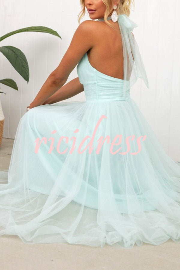 Robe longue en tulle à col licou avec détails froncés