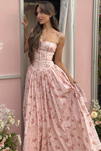 Robe maxi fleurie femme portée, silhouette élégante et féminine