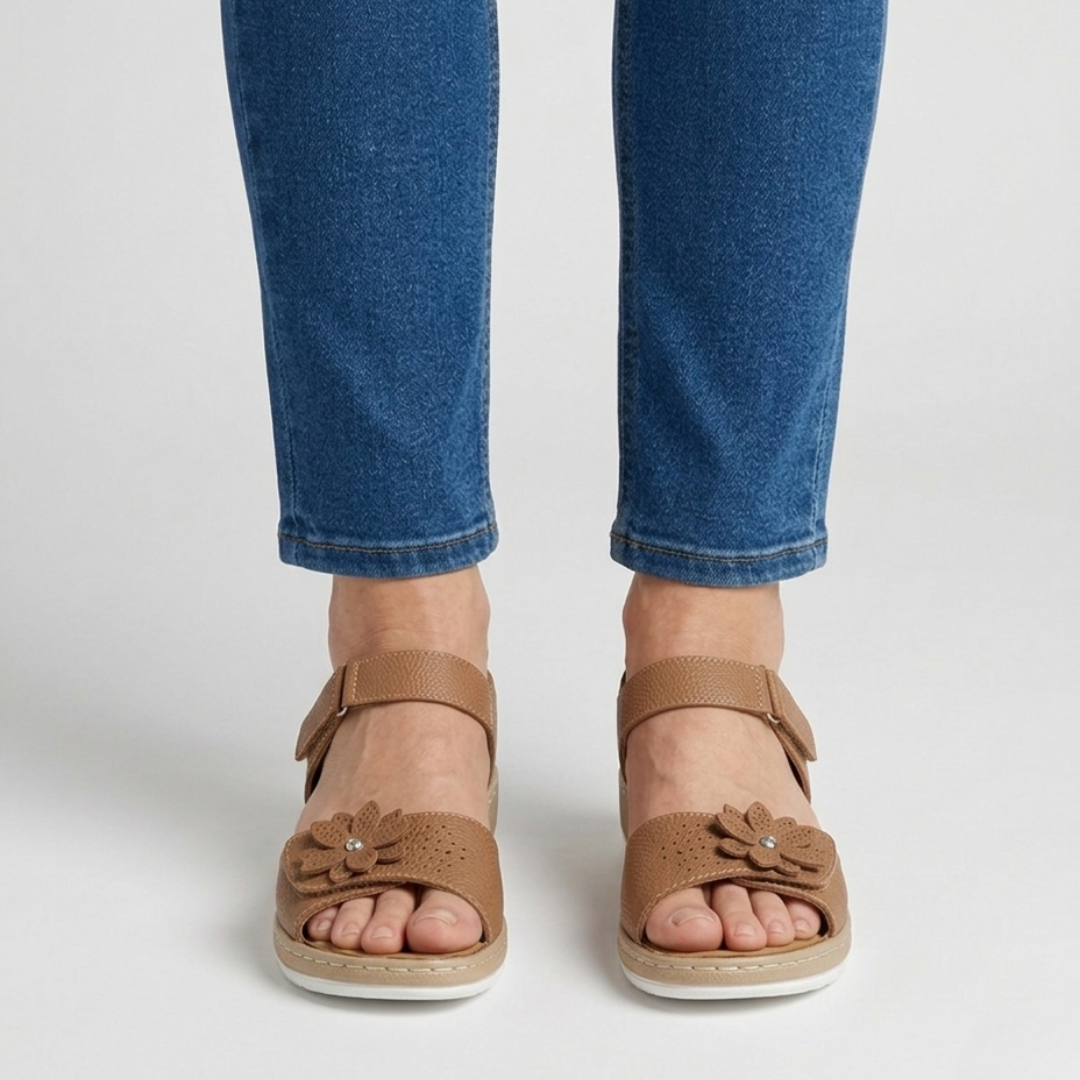 Sandales confortables pour femmes avec détails floraux