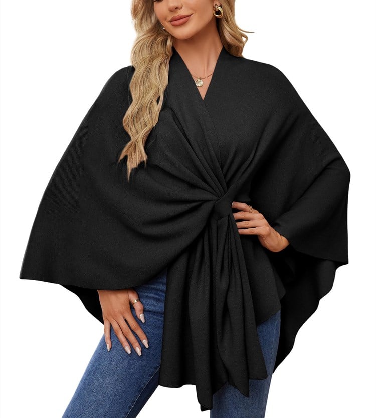 Poncho châle doux et élégant pour des couches confortables et chics