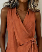 Blouse sans manches portefeuille pour femmes