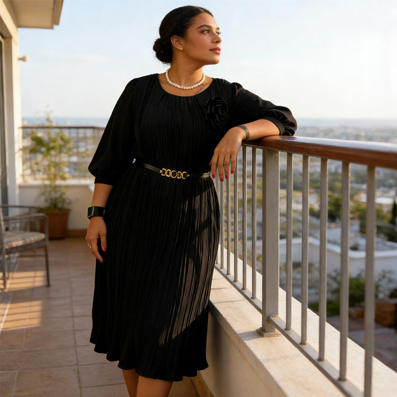 Robe midi plissée avec ceinture à la taille