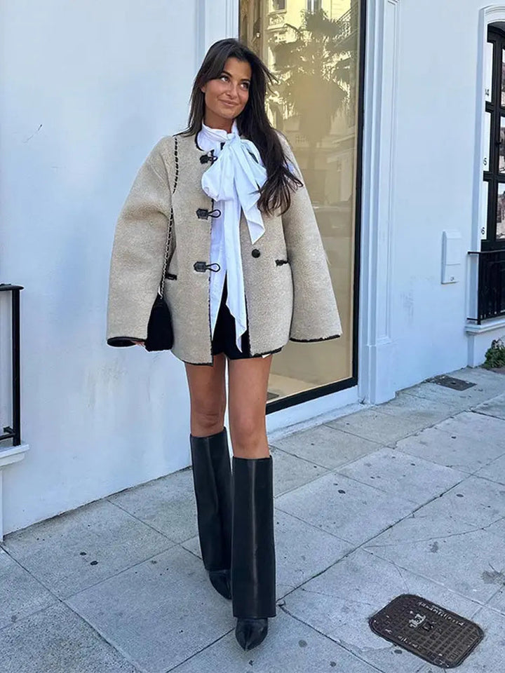 Manteau long douillet et duveteux pour un style hivernal chic