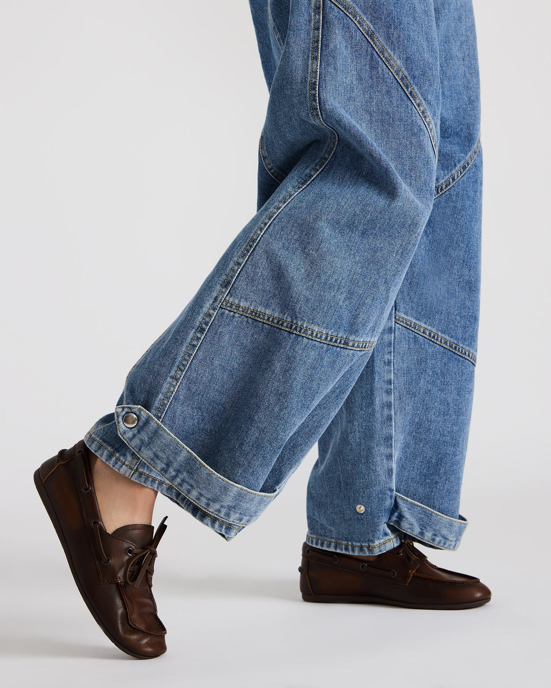 Accessoire Minimaliste Chic pour Looks Quotidiens Stylés