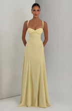 Robe maxi sans manches style Rihanna