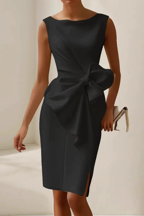 Robe courte sans manches à col rond avec détail nœud