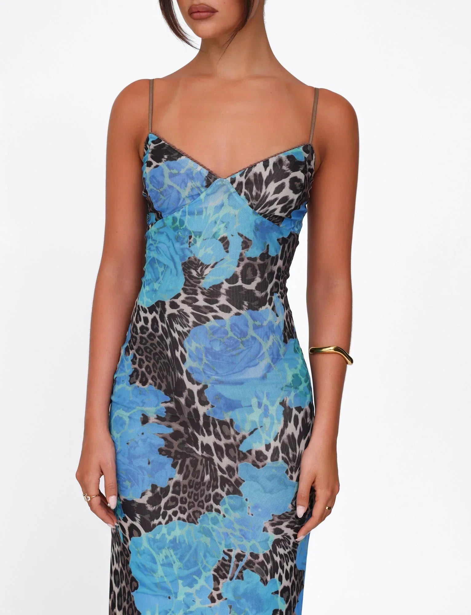 Robe longue moulante à col cœur bleue