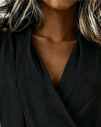 Blouse sans manches portefeuille pour femmes
