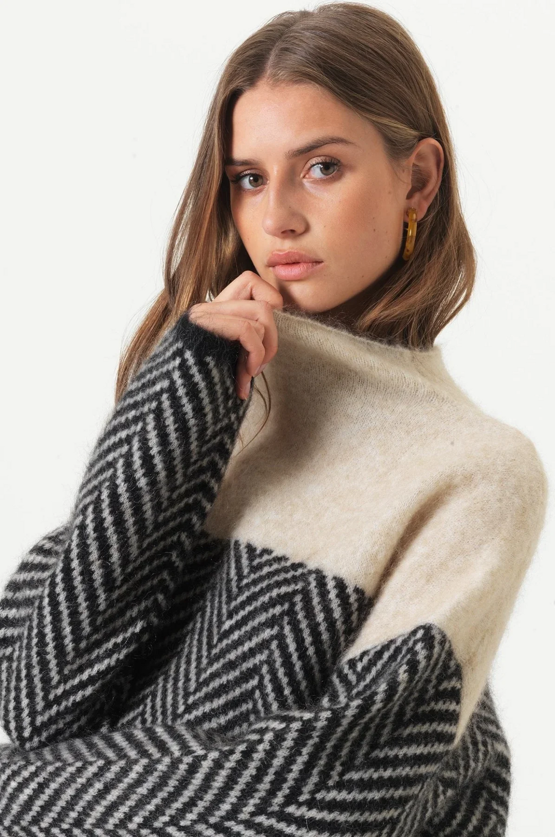 Pull à col roulé en maille épaisse confortable