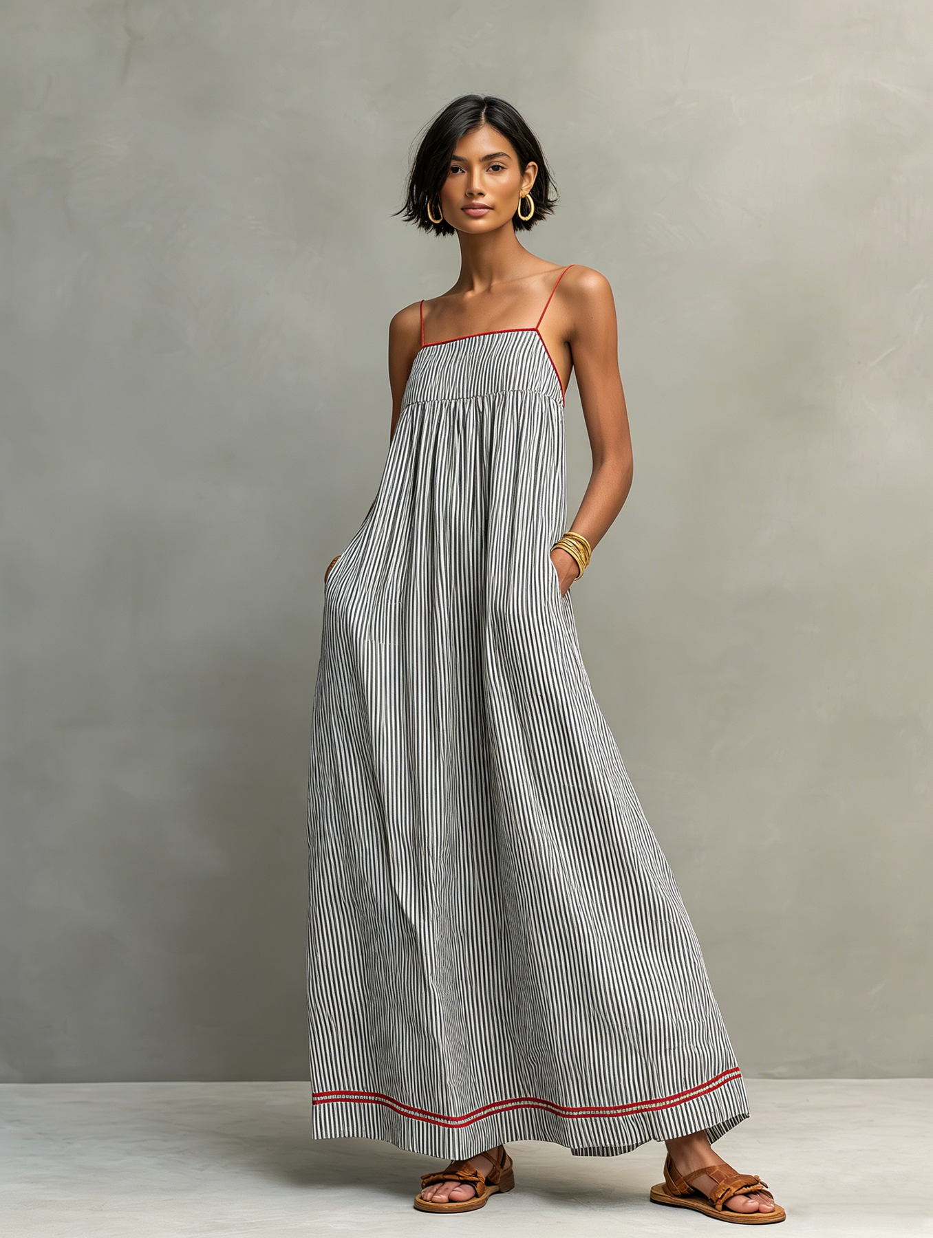 Robe Maxi à bretelles spaghetti rayée