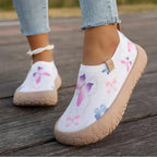 Détail de la maille respirante sur les baskets slip-on amorties pour femme
