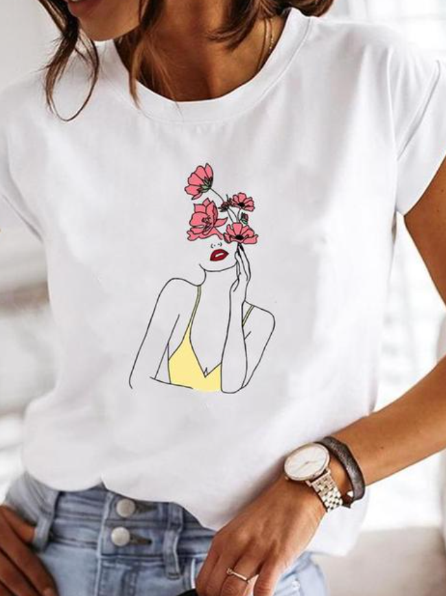 Océane Dubois | T-shirt stylé aux motifs d'été extravagants