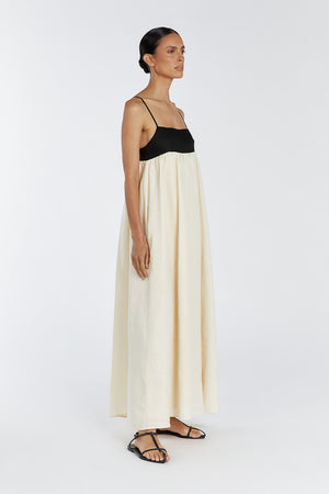 Vue de face de la robe longue en lin femme au style estival élégant