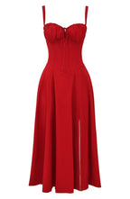 Robe moulante bustier à fleurs et taille découverte