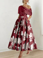 Robe de mère de la mariée à fleurs imprimées asymétrique en ligne A