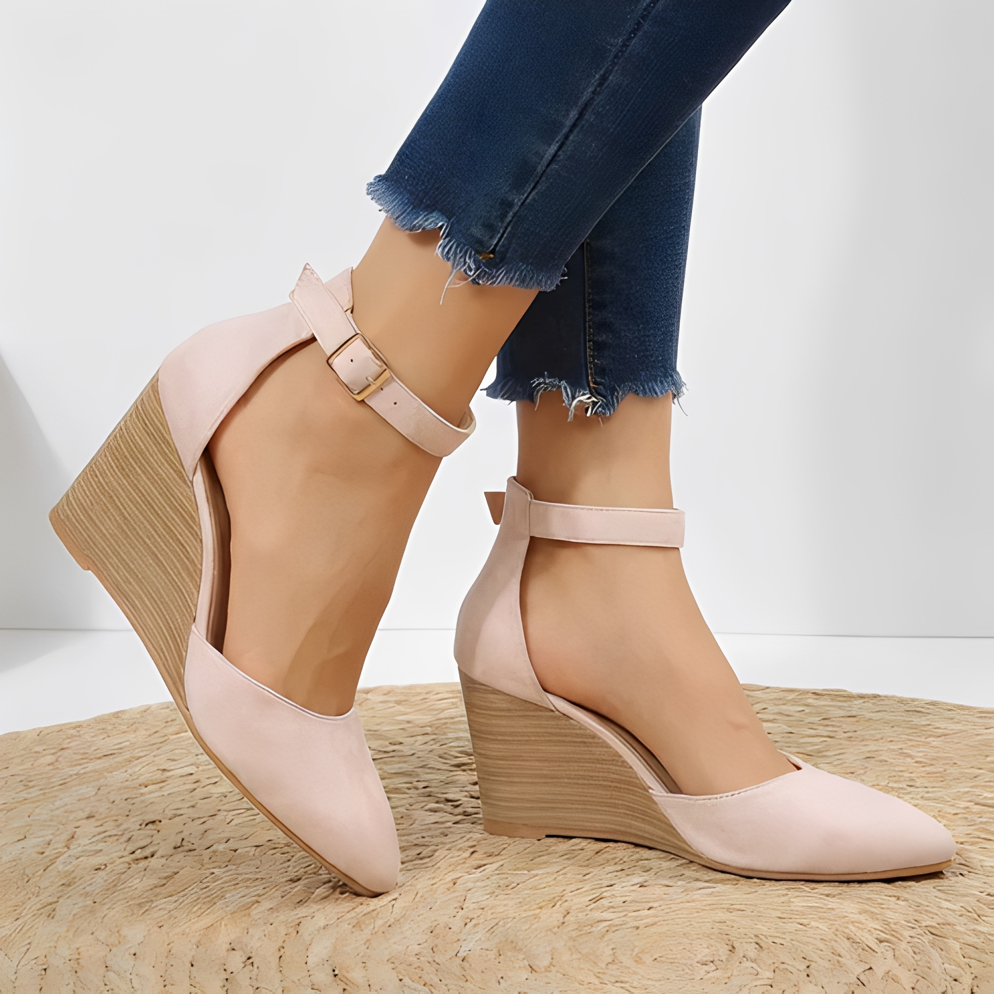 Sandales à bout pointu pour femmes Chaussures d'été élégantes et modernes