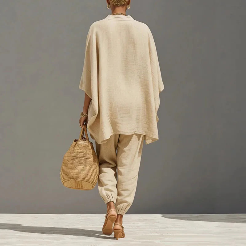 Ensemble femme en lin coupe ample avec haut asymétrique vue de dos