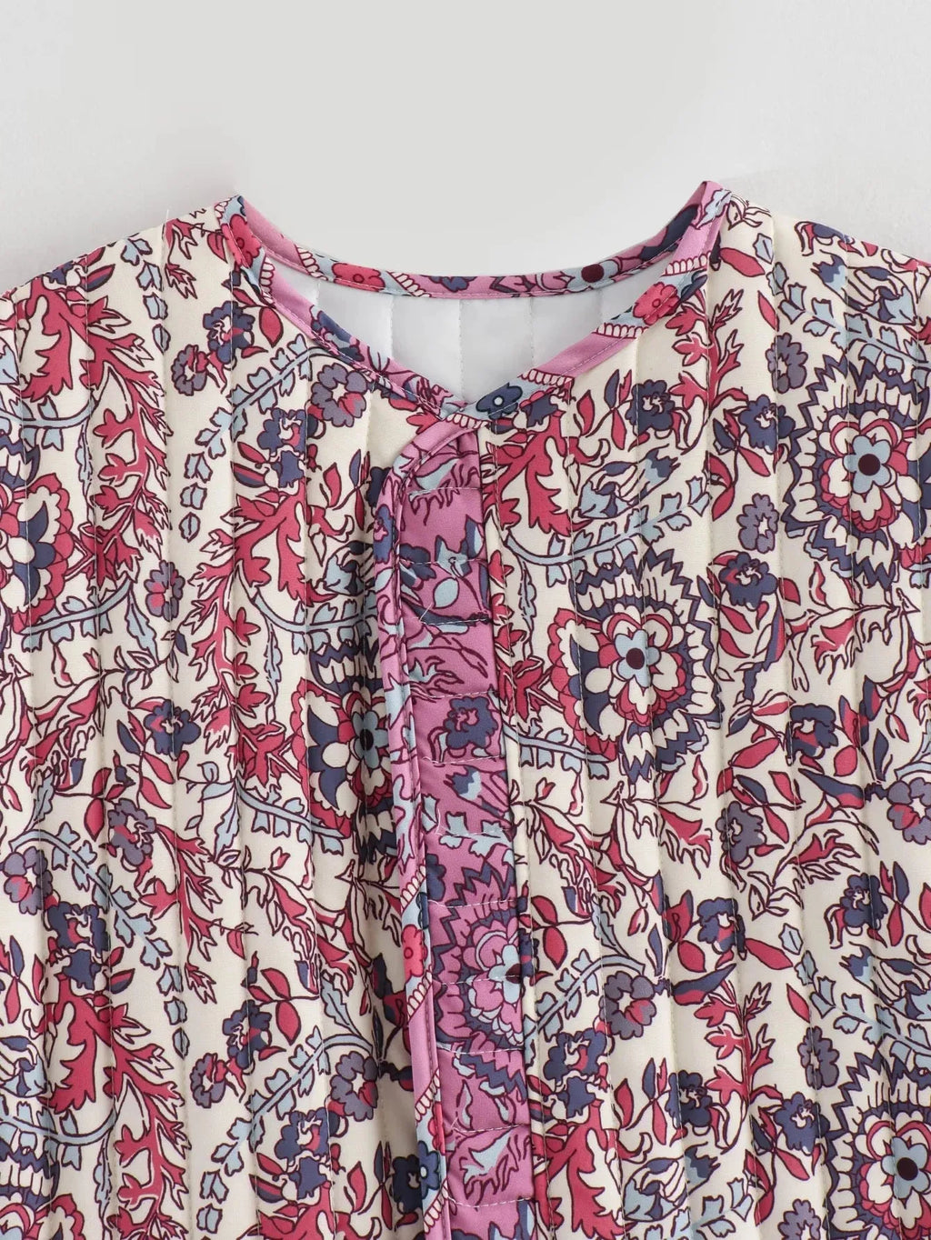 Sophie Paris I Gilet en coton matelassé avec motif brodé