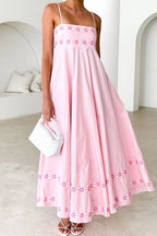 Robe longue à bretelles spaghetti brodée de fleurs