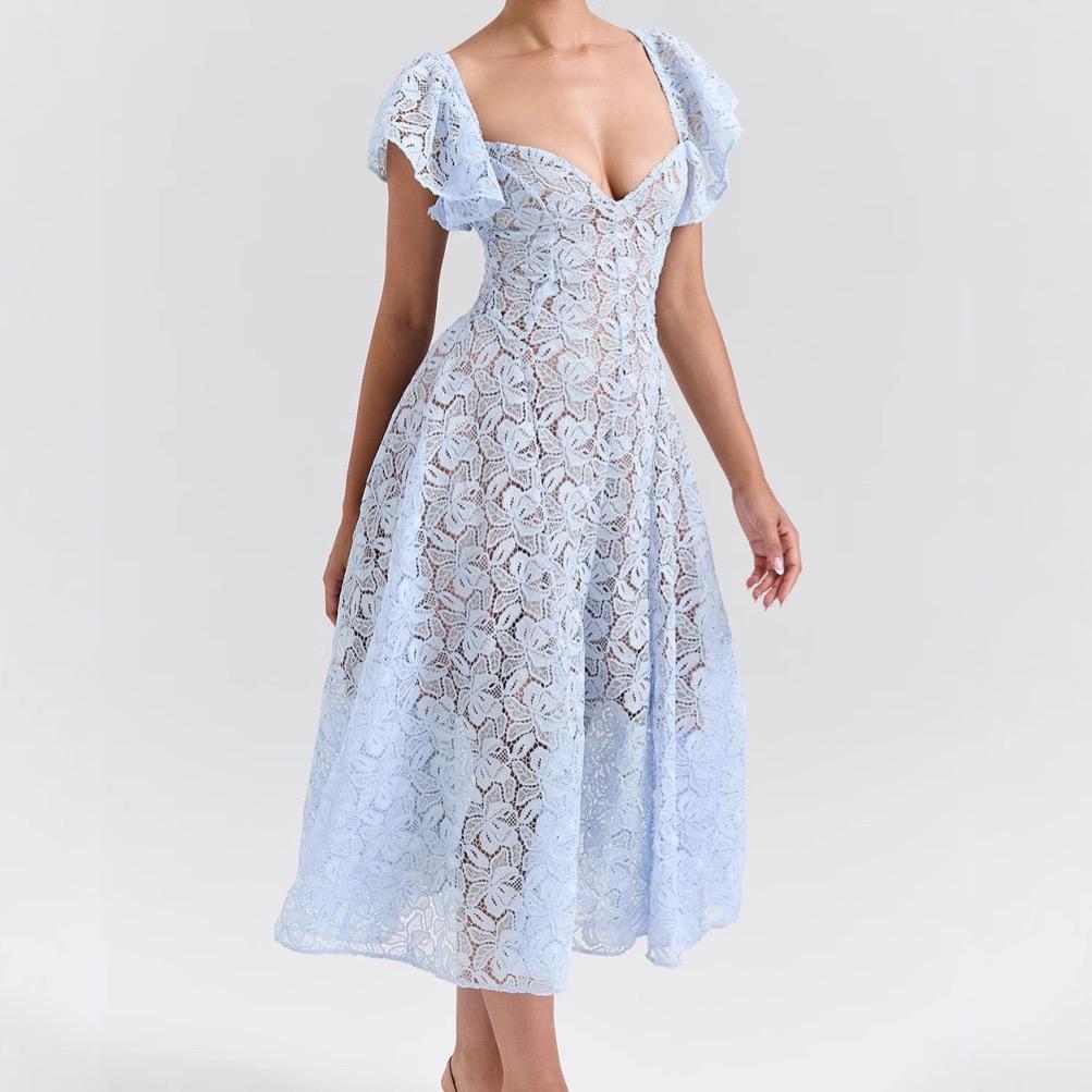 Robe midi en dentelle à manches cloche bleue