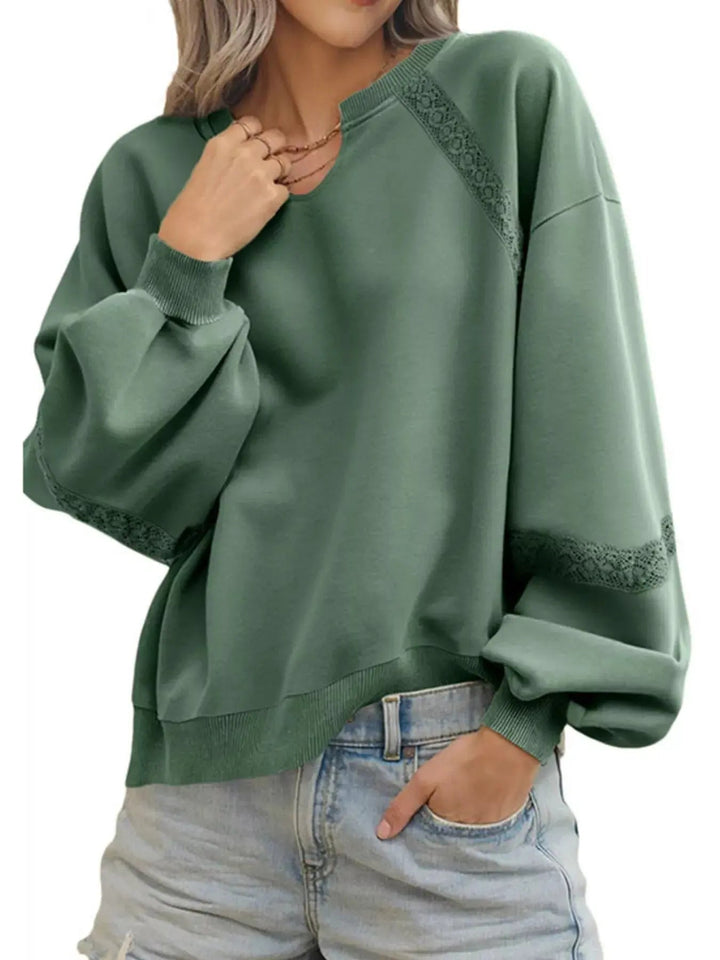 Sweatshirt Douillet à Détails en Dentelle pour un Look Chic Décontracté