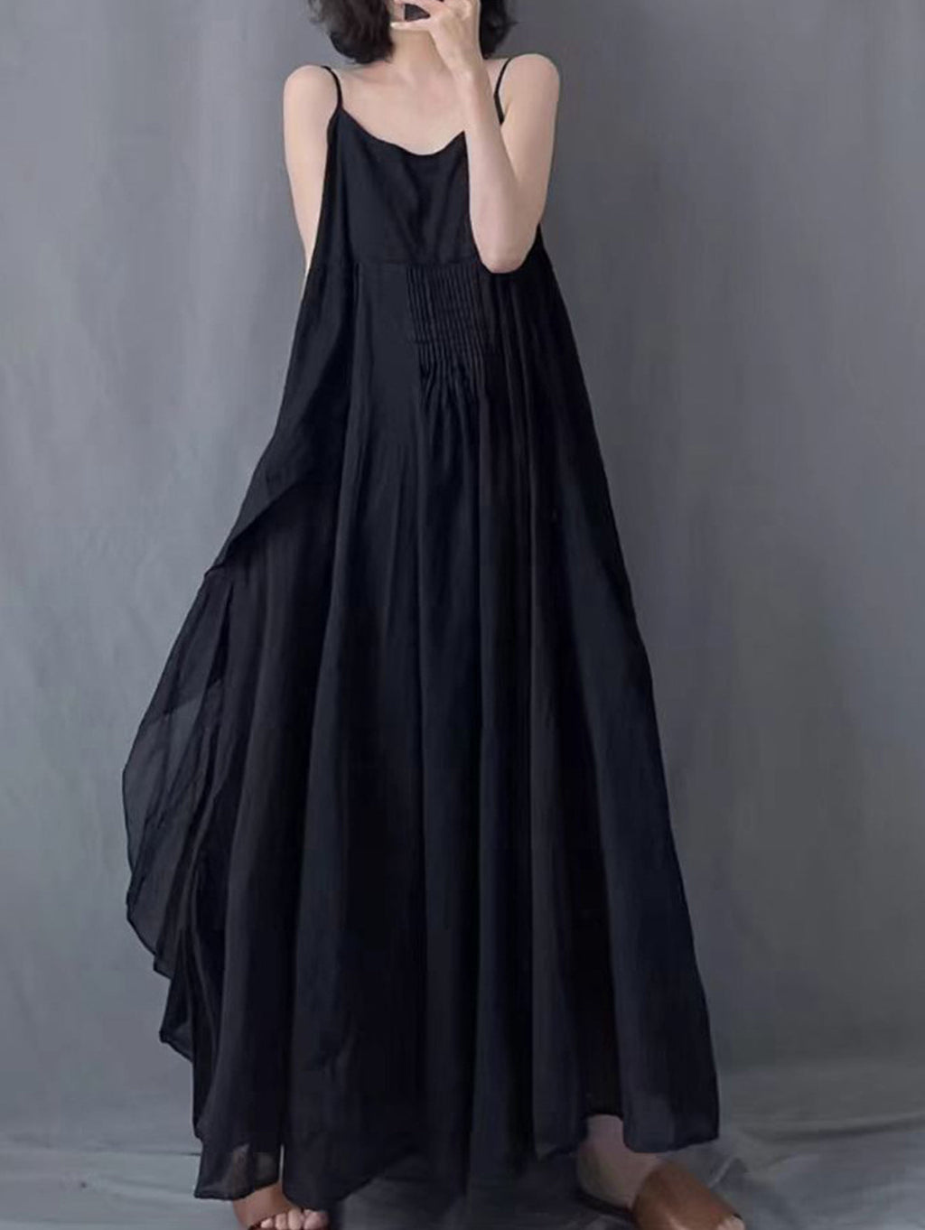 Sophie Paris | Robe Longue Plissée sans Manches