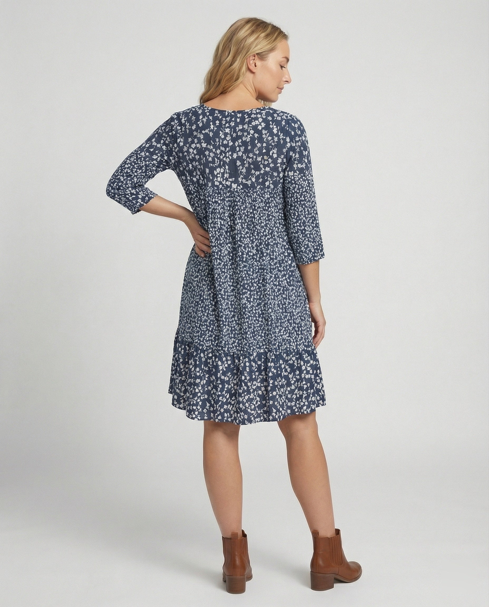 Robe élégante pour femme alliant confort et polyvalence