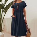 Robe mi-longue plissée à manches courtes avec poches