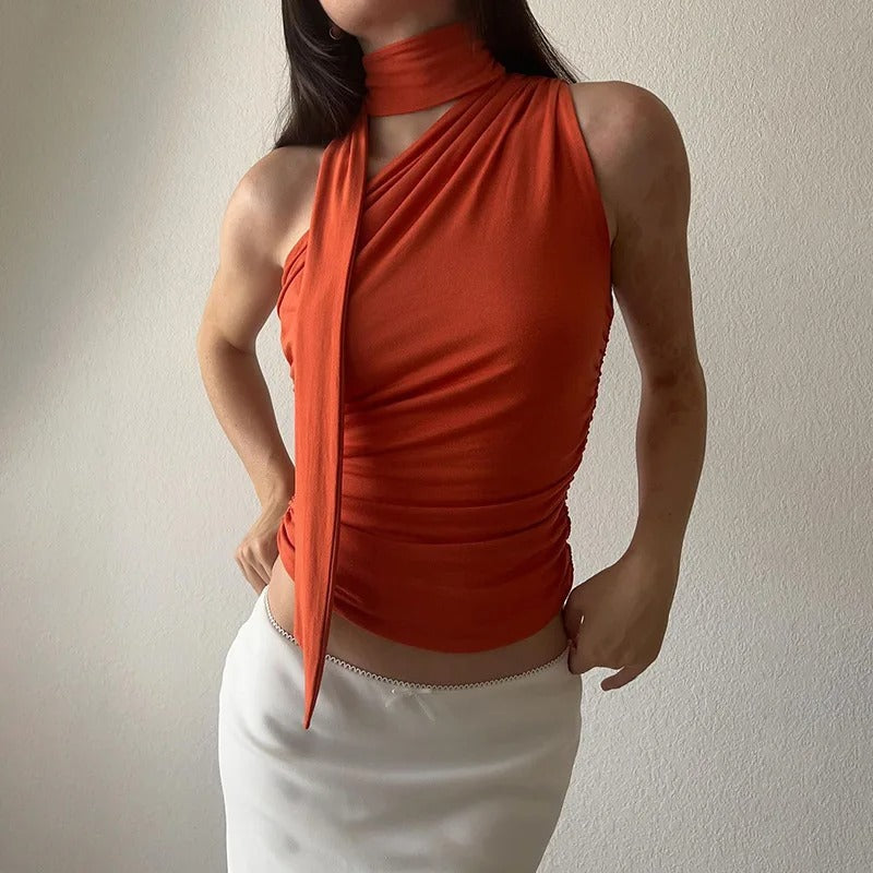 Léa Blanchet® | One-Shoulder-Top mit langem Bindekragen