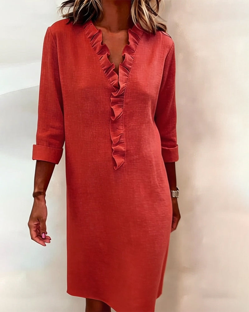 Robe droite en mélange de lin avec volants aérienne
