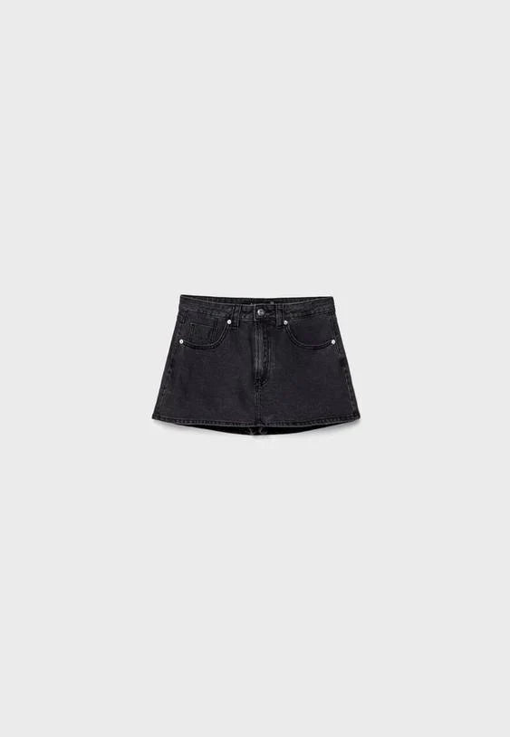 Mini-jupe-short en denim décontractée pour un style quotidien sans effort