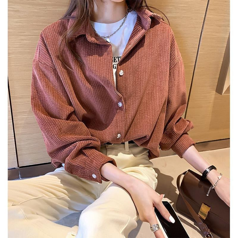 Chemise boutonnée en velours côtelé confortable pour femmes