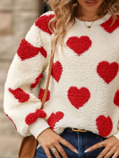 Pull-over tricoté motif cœur douillet