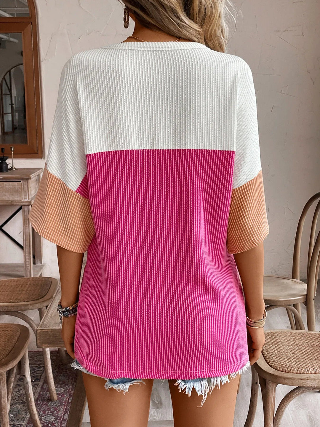 T-shirt décontracté côtelé à blocs de couleurs
