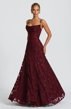 Robe Maxi Louise sans manches avec silhouette fluide
