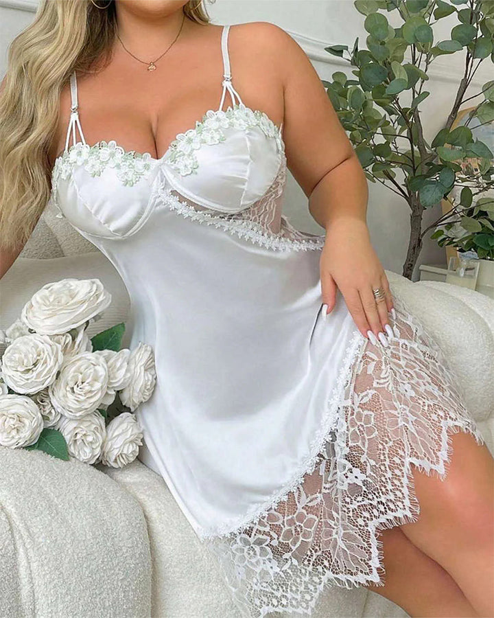 Nuisette en satin avec dentelle pour femmes