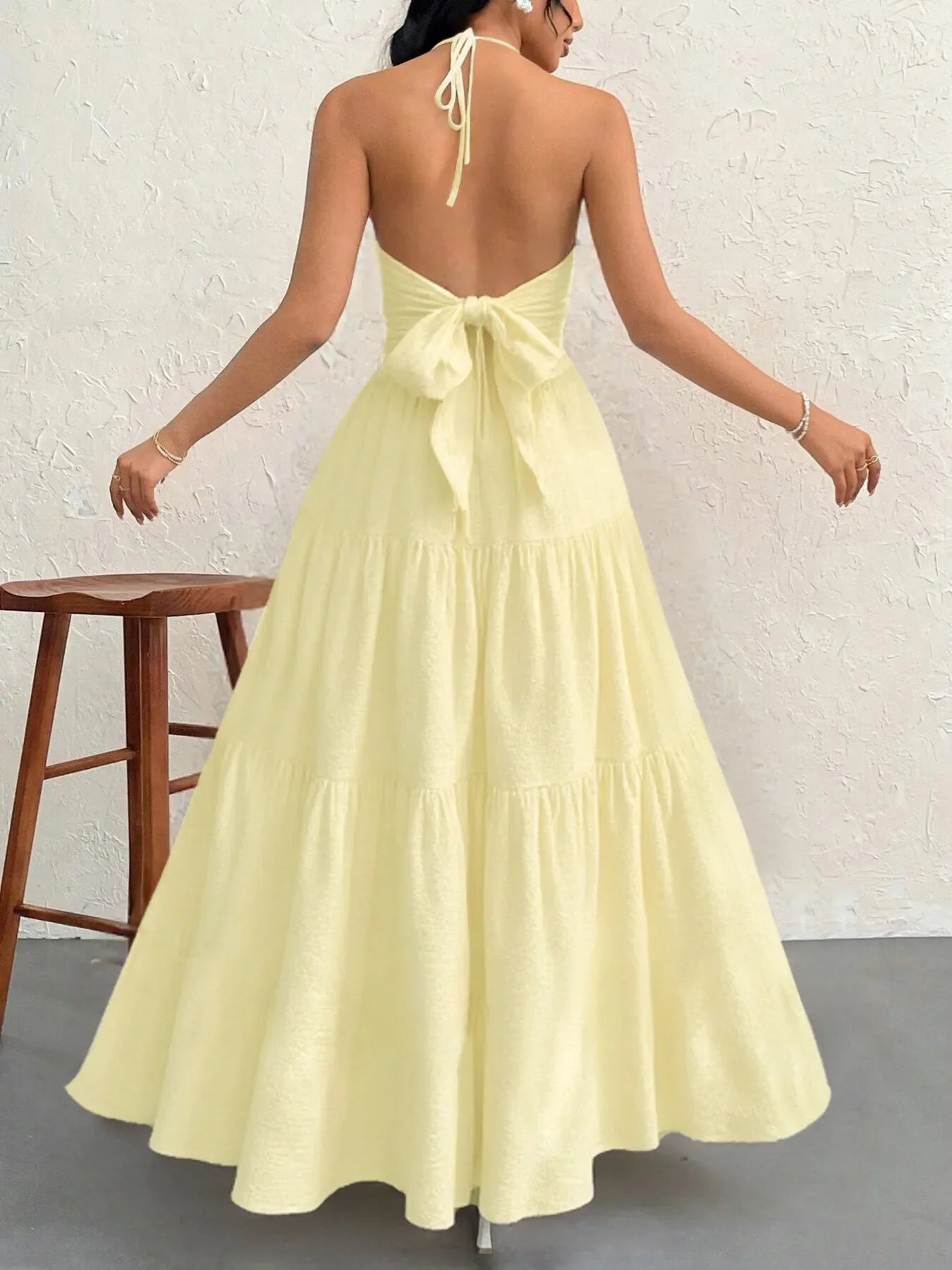 Robe Longue À Étage Dos Nu à Col Halter