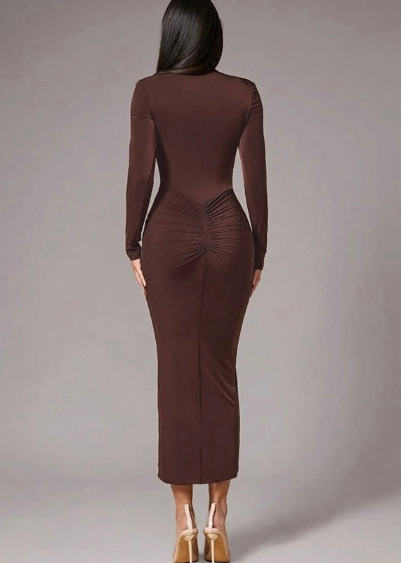 Robe midi moulante en polyester froncée marron